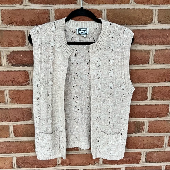 Open front, open knit sweater vest - Picture 1 of 8
